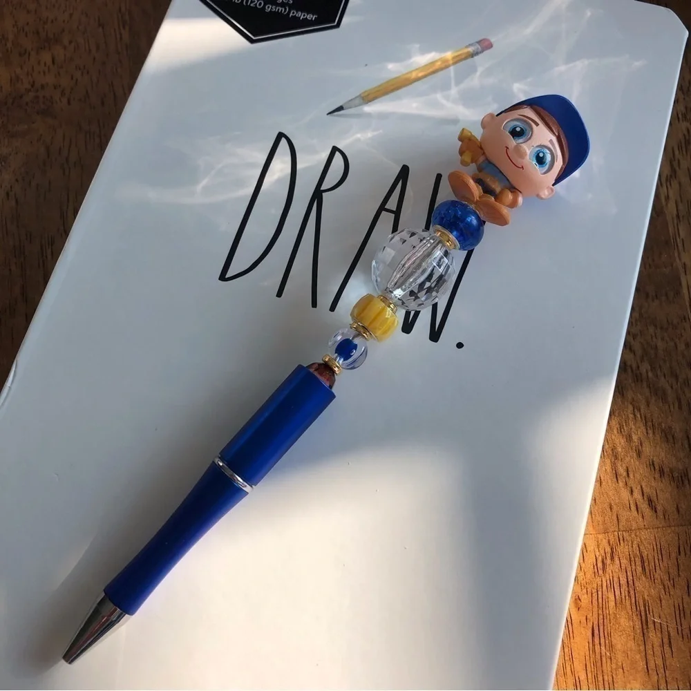 Disney Doorables: Wreak it Ralph: Fix-it Felix handmade beaded pen